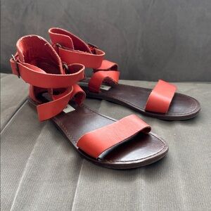 Steve Madden Bethany Coral Leather Ankle-Strap Sandals Sz 6.5